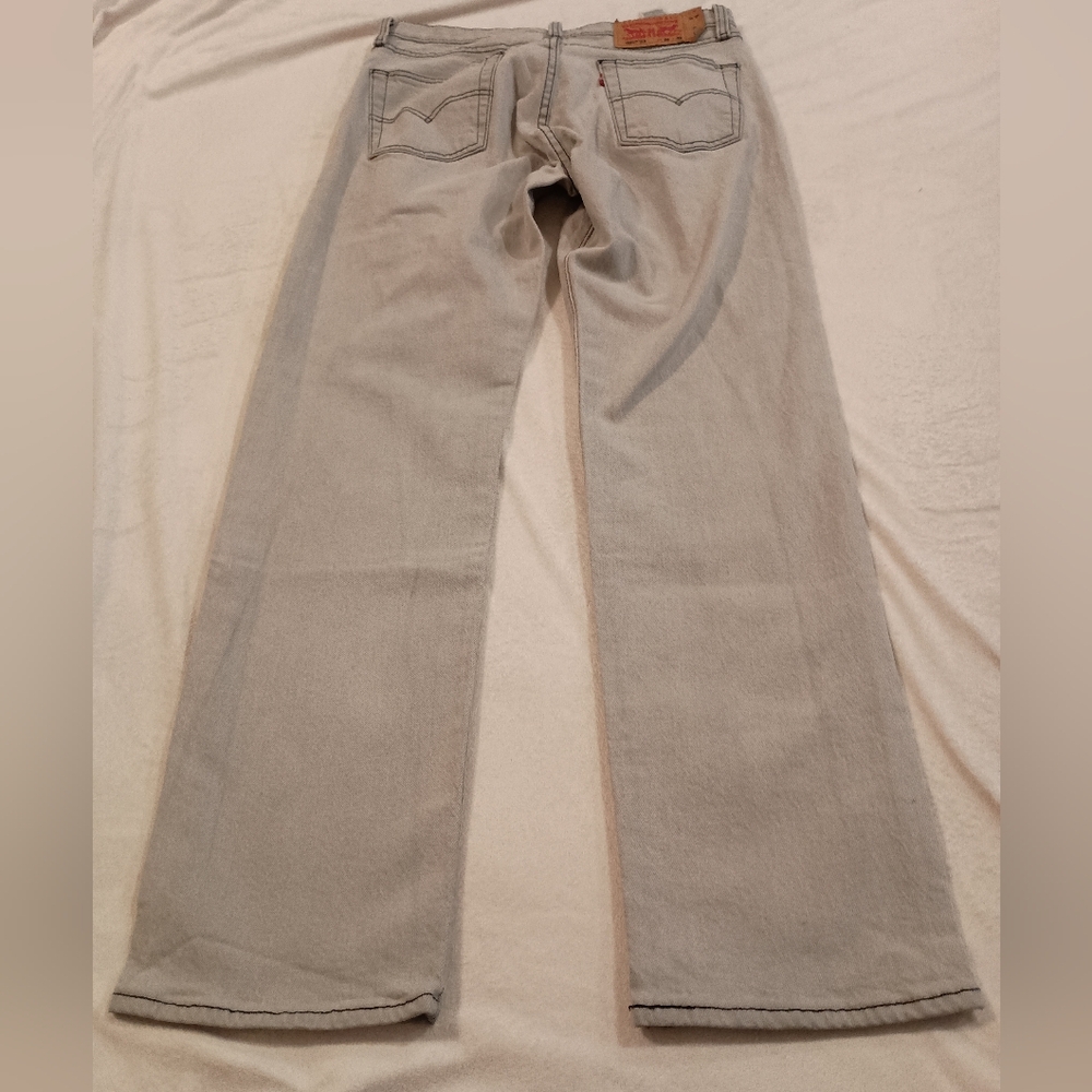 Levi's Men's 501 '93 Straight Leg Jeans 90's Vibes And Fit Button Fly Size 30X32 - Picture 10 of 13